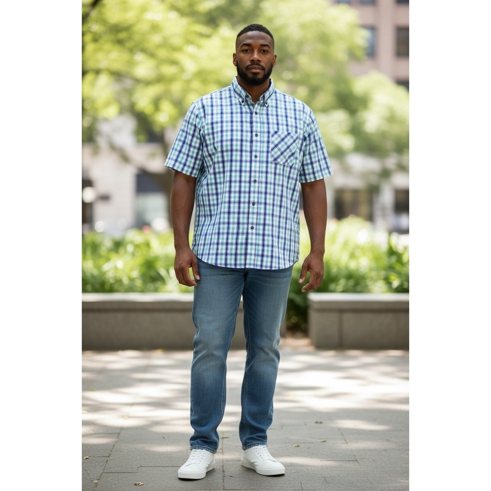 Magellan Outdoors Mens Blue Teal Plaid Short Sleeve Button Down Shirt Medium